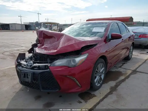 4T1BF1FKXHU779607 2017 TOYOTA CAMRY - Image 2