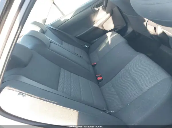 4T1BF1FKXHU782846 2017 TOYOTA CAMRY - Image 8
