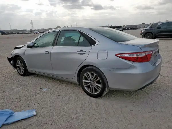 4T1BF1FKXHU783558 2017 TOYOTA CAMRY - Image 2