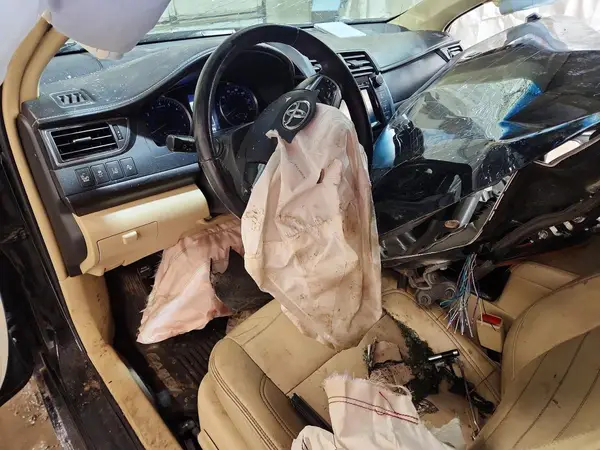 4T1BF1FKXHU786055 2017 TOYOTA CAMRY - Image 8
