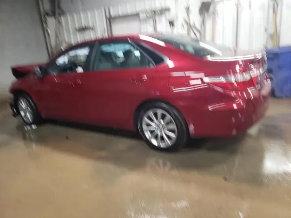 4T1BF1FKXHU786833 2017 TOYOTA CAMRY - Image 2