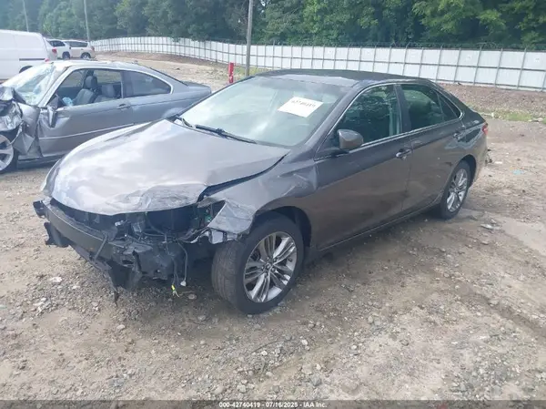 4T1BF1FKXHU787528 2017 TOYOTA CAMRY - Image 2