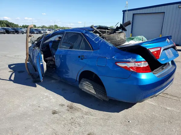 4T1BF1FKXHU788209 2017 TOYOTA CAMRY - Image 2