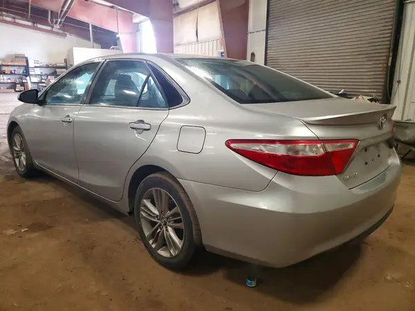 4T1BF1FKXHU790011 2017 TOYOTA CAMRY - Image 2