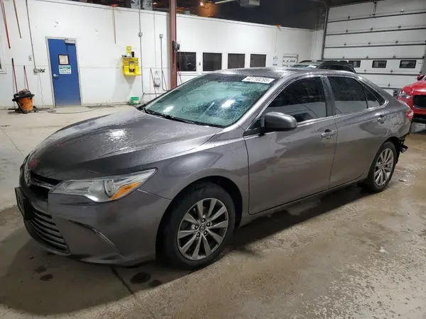 4T1BF1FKXHU793684 2017 TOYOTA CAMRY - Image 1