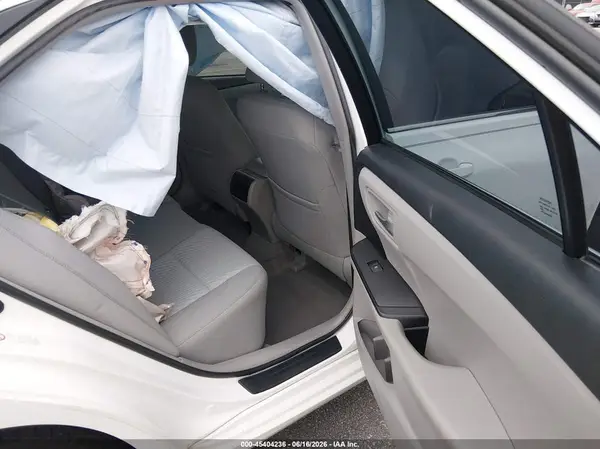 4T1BF1FKXHU798030 2017 TOYOTA CAMRY - Image 8