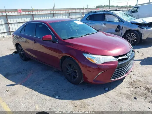 4T1BF1FKXHU799341 2017 TOYOTA CAMRY - Image 1