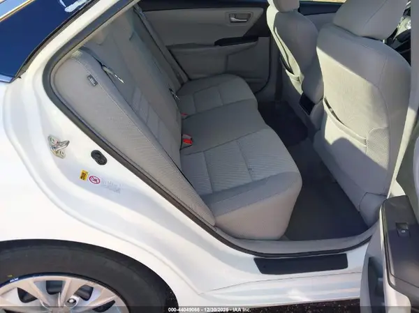 4T1BF1FKXHU800357 2017 TOYOTA CAMRY - Image 8