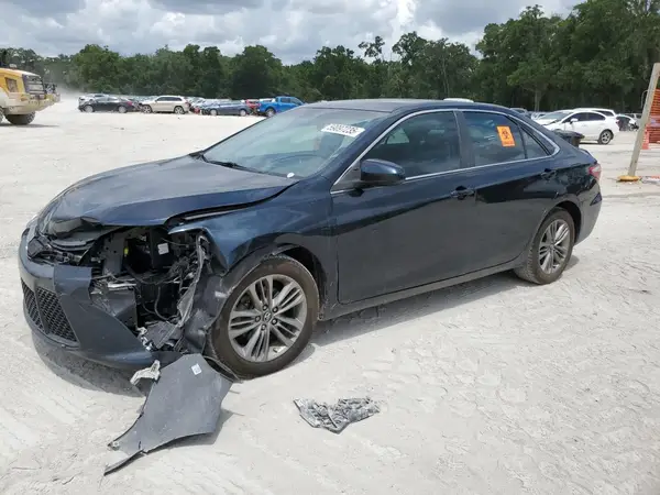 4T1BF1FKXHU803047 2017 TOYOTA CAMRY - Image 1
