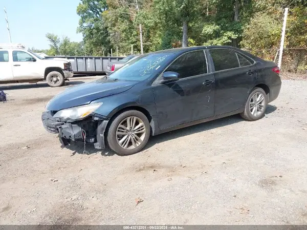 4T1BF1FKXHU803498 2017 TOYOTA CAMRY - Image 2