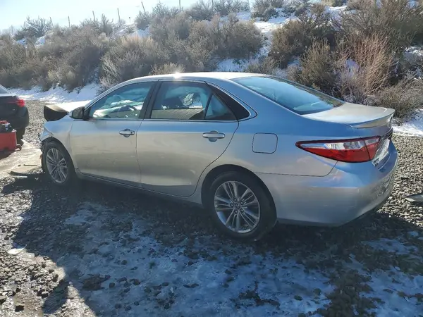 4T1BF1FKXHU808281 2017 TOYOTA CAMRY - Image 2