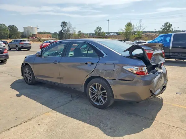 4T1BF1FKXHU809317 2017 TOYOTA CAMRY - Image 2