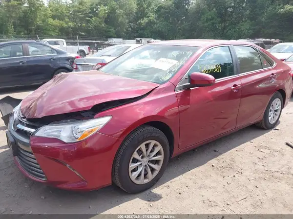 4T1BF1FKXHU810578 2017 TOYOTA CAMRY - Image 2