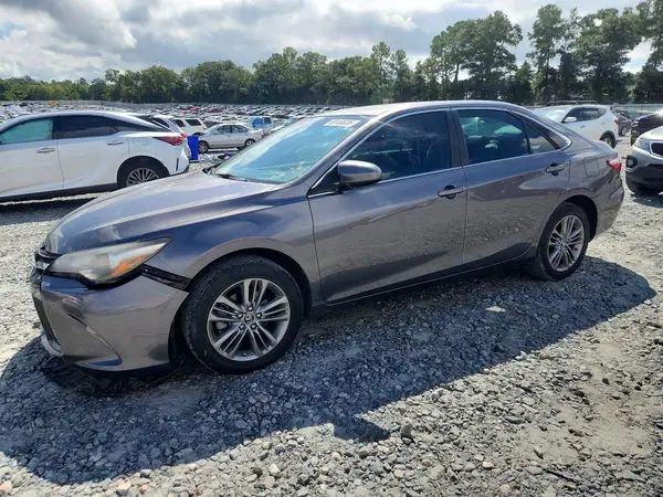4T1BF1FKXHU814761 2017 TOYOTA CAMRY - Image 1