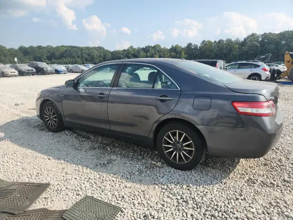 4T1BF3EK0BU137398 2016 TOYOTA CAMRY - Image 2