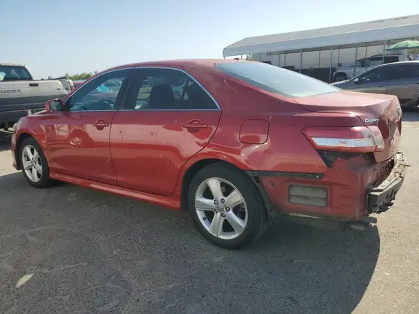 4T1BF3EK6AU500639 2021 TOYOTA CAMRY - Image 2