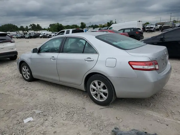 4T1BF3EK6BU647979 2021 TOYOTA CAMRY - Image 2