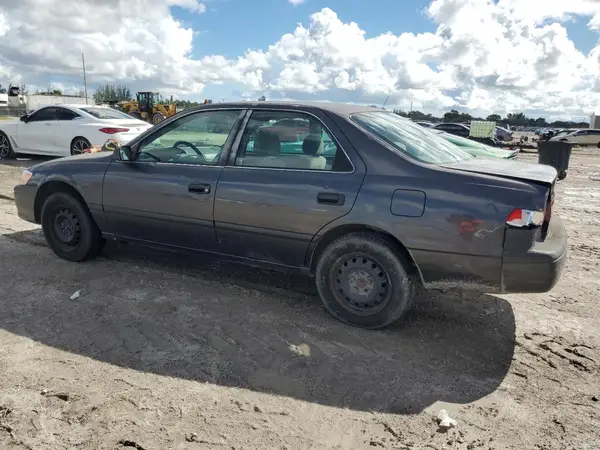 4T1BG22K51U803939 2018 TOYOTA CAMRY - Image 2