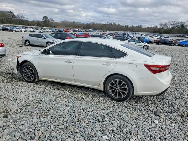 4T1BK1EB0GU198810 2016 TOYOTA AVALON - Image 2