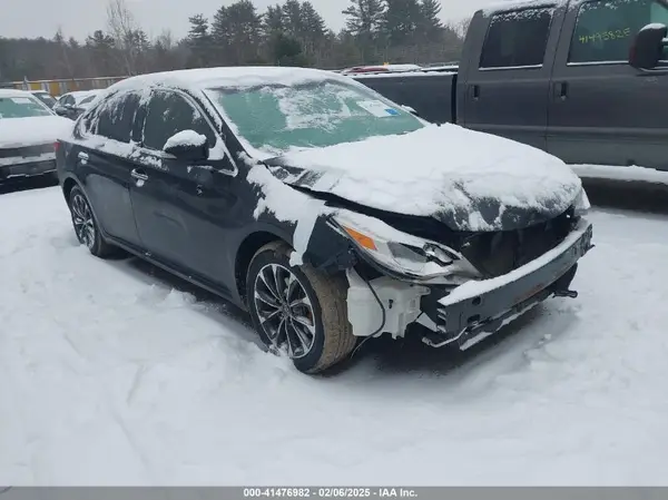 4T1BK1EB0GU203245 2016 TOYOTA AVALON - Image 1