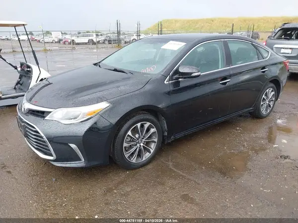 4T1BK1EB0GU213807 2016 TOYOTA AVALON - Image 2