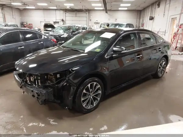 4T1BK1EB0GU226864 2016 TOYOTA AVALON - Image 2