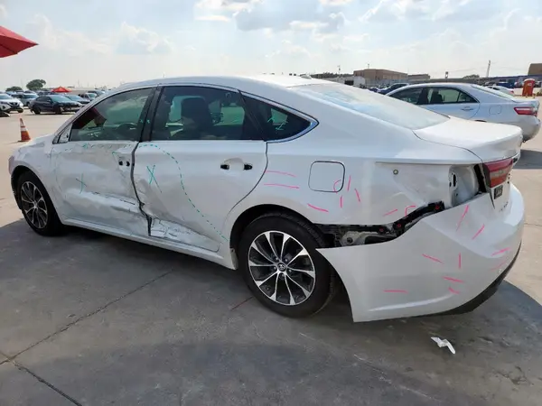 4T1BK1EB0GU241610 2016 TOYOTA AVALON - Image 2