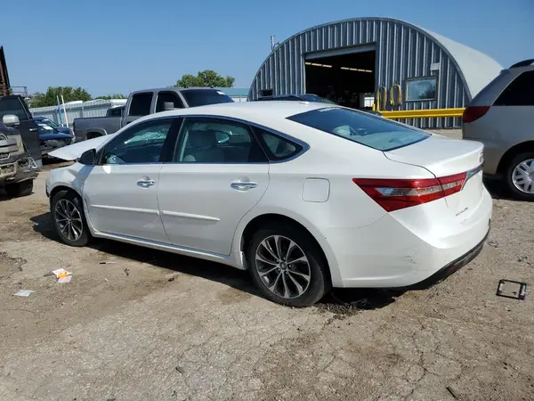 4T1BK1EB0HU242967 2017 TOYOTA AVALON - Image 2