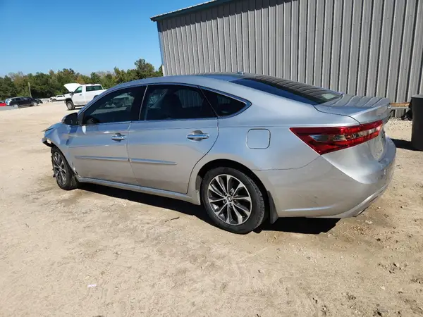 4T1BK1EB0JU266952 2018 TOYOTA AVALON - Image 2