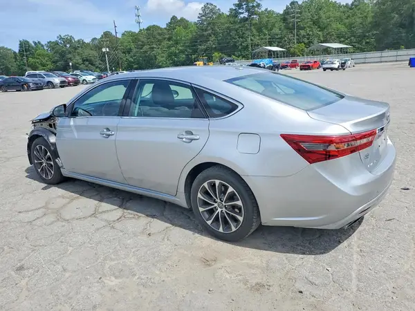 4T1BK1EB0JU275330 2018 TOYOTA AVALON - Image 2