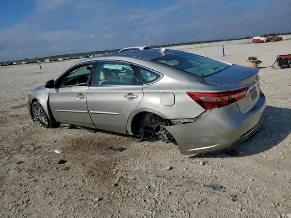 4T1BK1EB0JU278969 2018 TOYOTA AVALON - Image 2