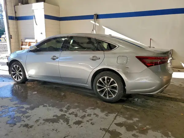 4T1BK1EB1GU198220 2016 TOYOTA AVALON - Image 2