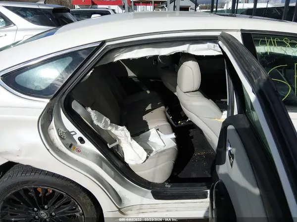 4T1BK1EB1GU216456 2016 TOYOTA AVALON - Image 8