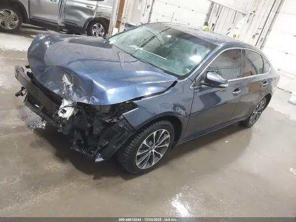 4T1BK1EB1GU224993 2016 TOYOTA AVALON - Image 2