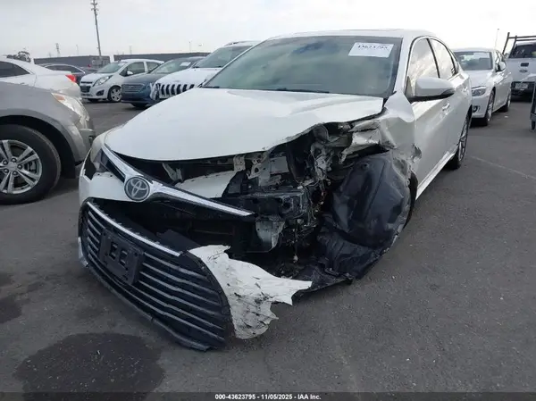 4T1BK1EB1HU243884 2017 TOYOTA AVALON - Image 2