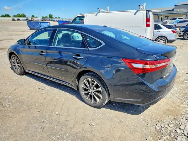 4T1BK1EB1HU263066 2017 TOYOTA AVALON - Image 2