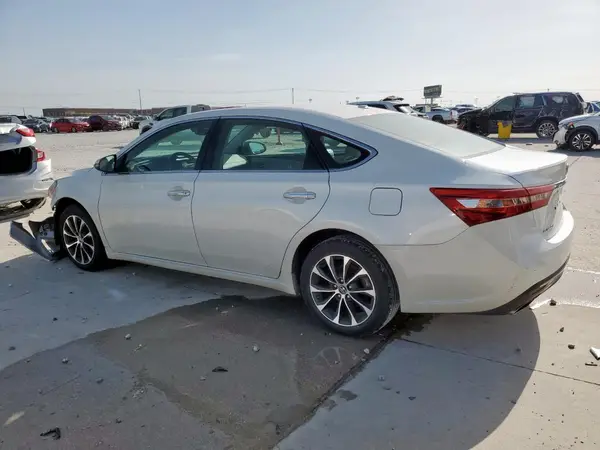 4T1BK1EB1HU263858 2017 TOYOTA AVALON - Image 2