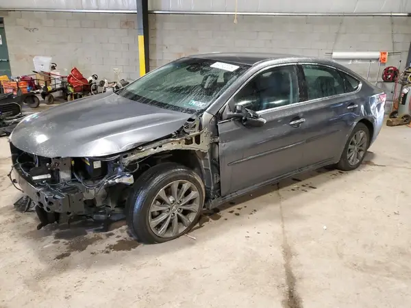 4T1BK1EB1JU268774 2018 TOYOTA AVALON - Image 1