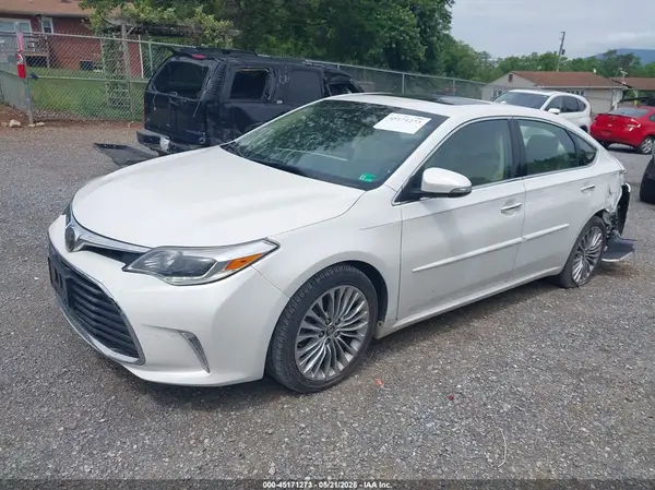 4T1BK1EB1JU271464 2018 TOYOTA AVALON - Image 2