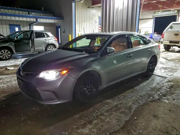 4T1BK1EB1JU275465 2018 TOYOTA AVALON - Image 1