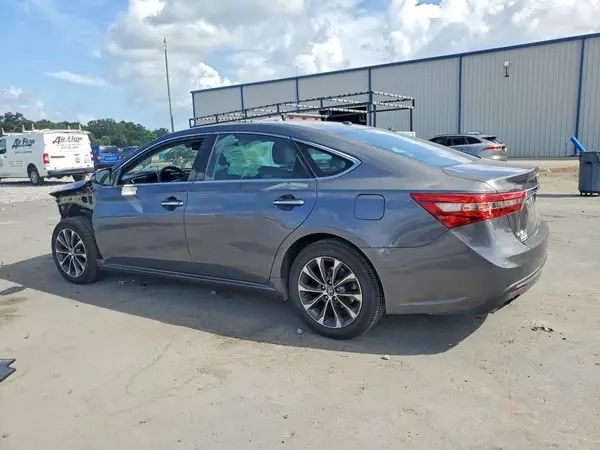 4T1BK1EB1JU286319 2018 TOYOTA AVALON - Image 2