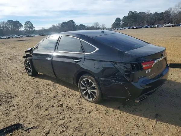 4T1BK1EB1JU288359 2018 TOYOTA AVALON - Image 2