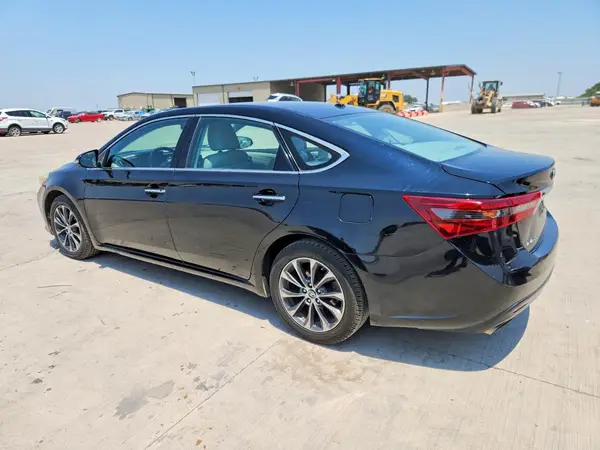 4T1BK1EB2GU212349 2016 TOYOTA AVALON - Image 2