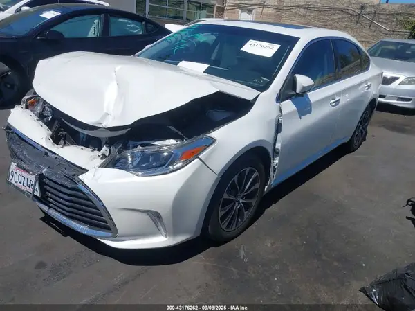 4T1BK1EB2GU241138 2016 TOYOTA AVALON - Image 2