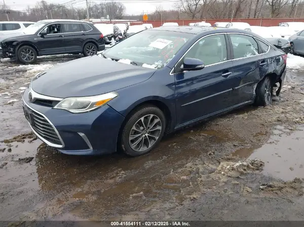 4T1BK1EB2HU243330 2017 TOYOTA AVALON - Image 2