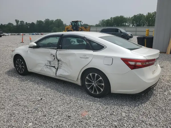 4T1BK1EB3JU265536 2018 TOYOTA AVALON - Image 2