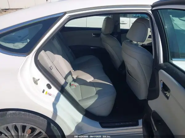 4T1BK1EB3JU267951 2018 TOYOTA AVALON - Image 8