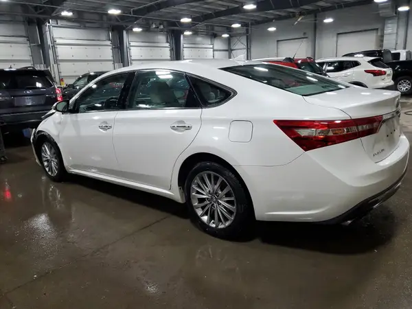 4T1BK1EB3JU268369 2018 TOYOTA AVALON - Image 2