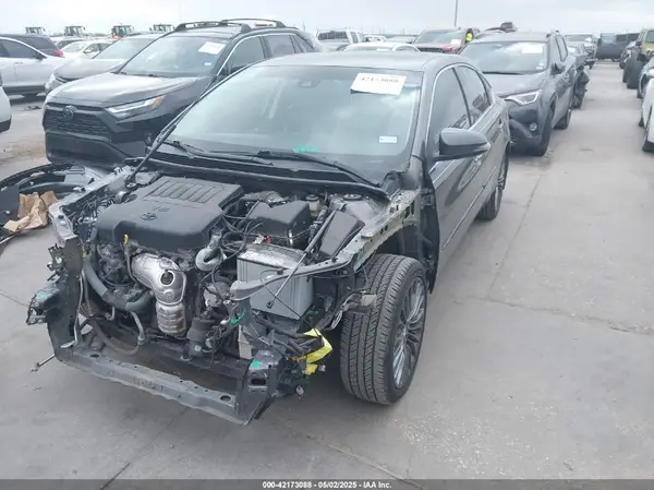 4T1BK1EB3JU270669 2018 TOYOTA AVALON - Image 2