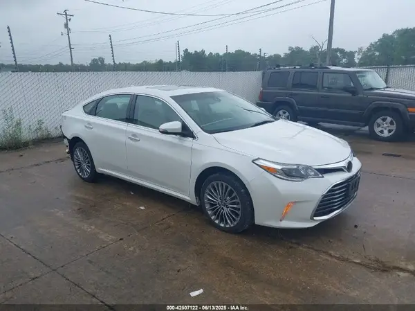 4T1BK1EB3JU271269 2018 TOYOTA AVALON - Image 1